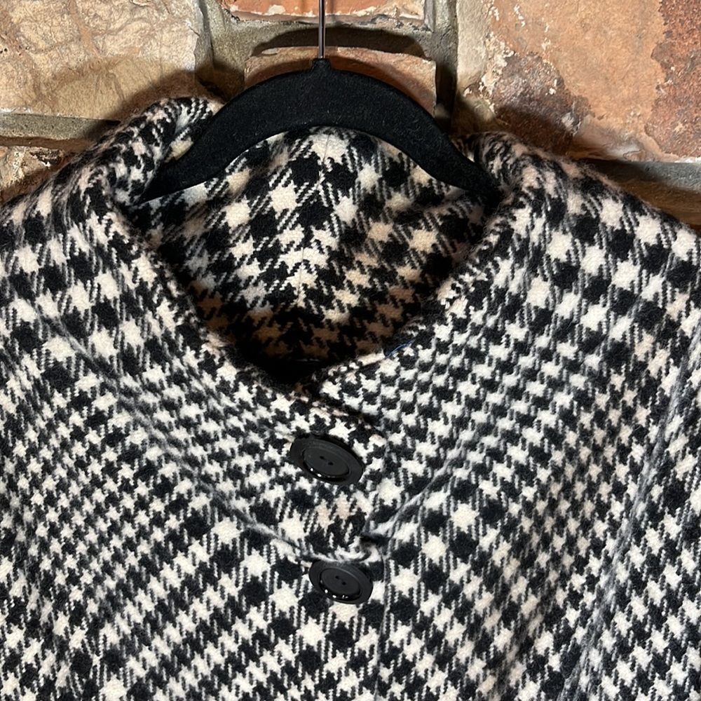 Vintage 60’s Houndstooth Cape Coat - Picture 2 of 7